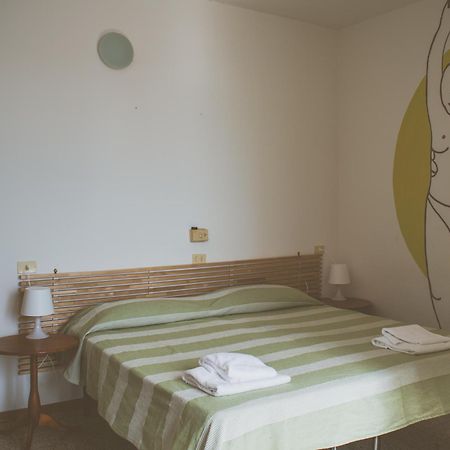 Albergo Delle Ondine Телларо Экстерьер фото